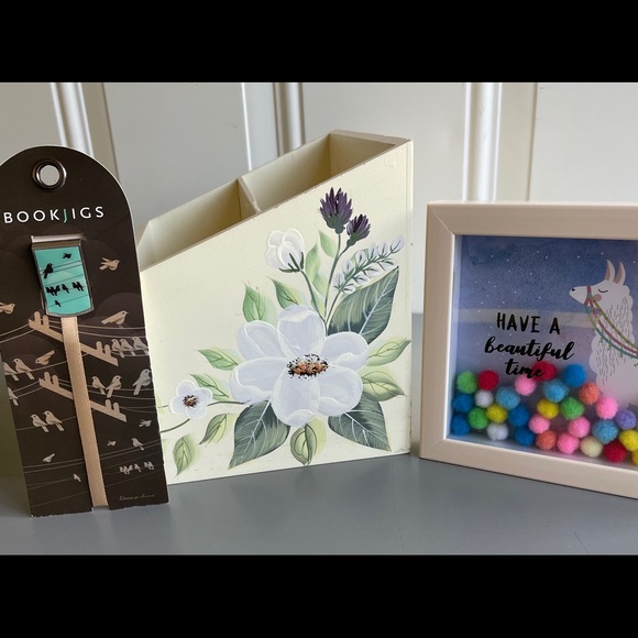 EUC Office Desk Accessories Set - Picture 2 of 3